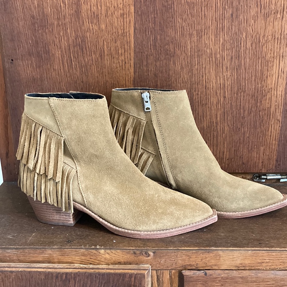 All Saints suede NWOT booties 9 fringe Coachella